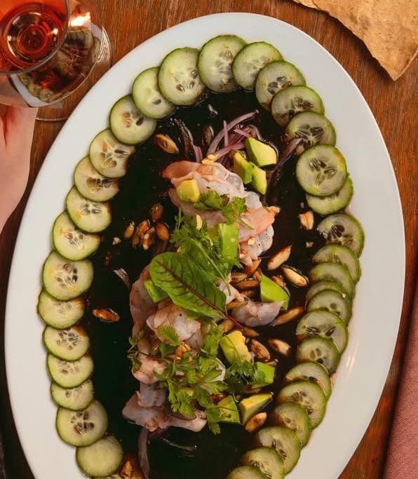 Velia Sea Bunker & Bar: mariscos y ambiente top en Guadalajara.